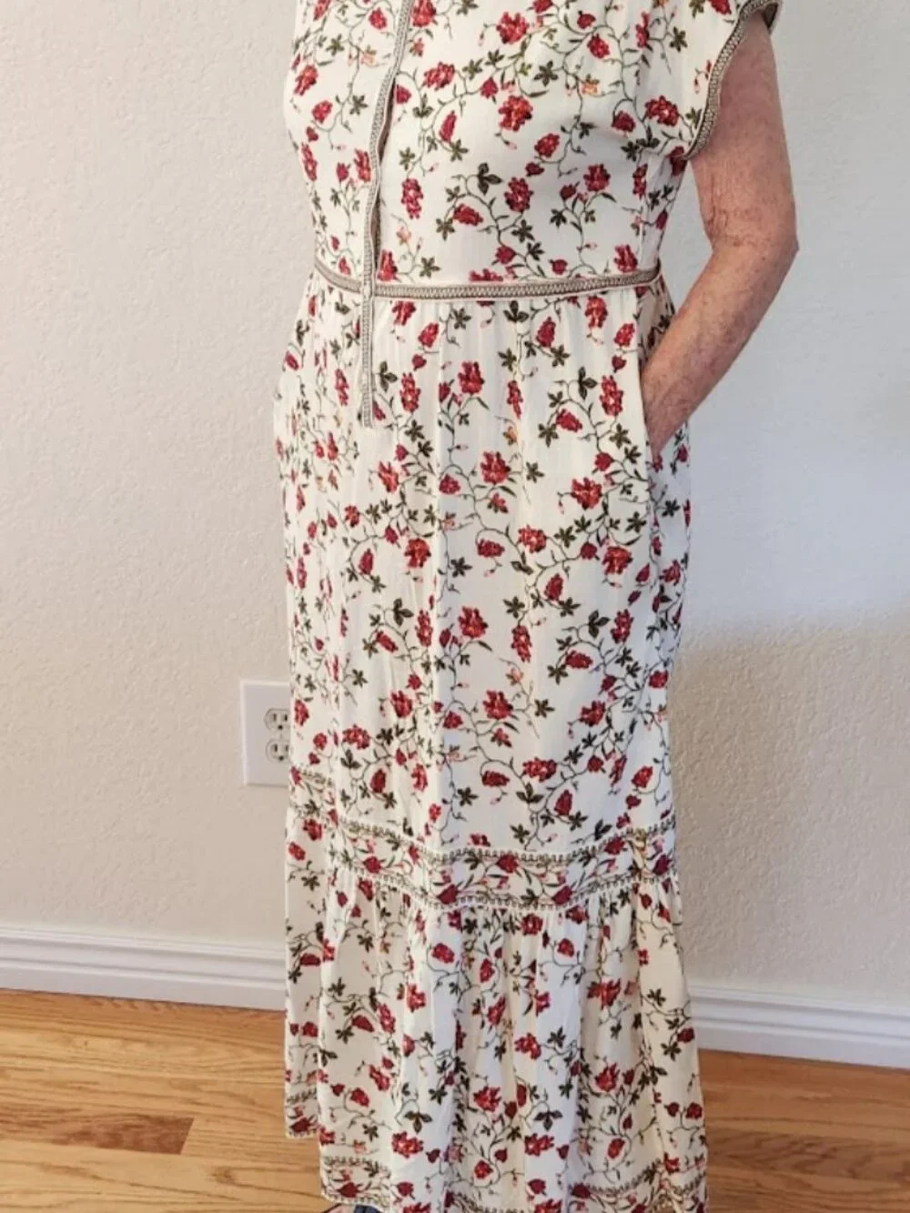 Max Studio Floral Maxi Dress - Picture 8 of 9